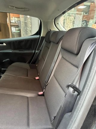 Peugeot 207 2009