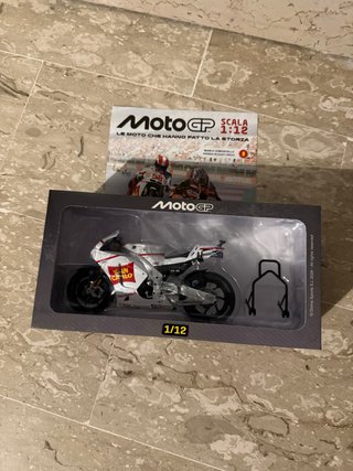 MotoGP Honda RC212V Marco Simoncelli 1:12