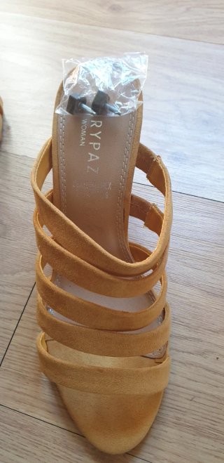 Sandalias Marypaz Amarillas Talla 40