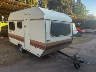Caravana Wilk -750kg