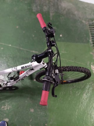 Bicicleta B'Twin Rockrider 300