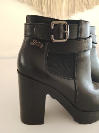 Botines Lois Negros Tacón Plataforma Hebilla