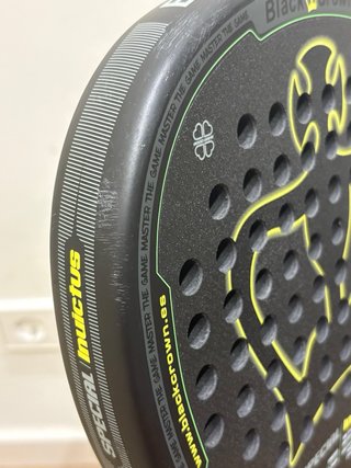 Pala de pádel Black Crown Invictus