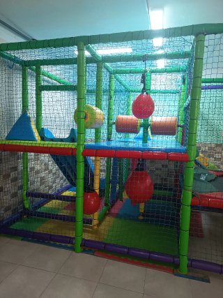 Parque infantil de local