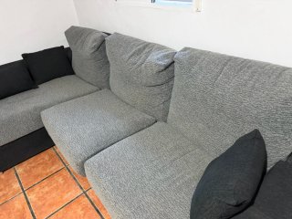 Sofá chaise longue gris y negro