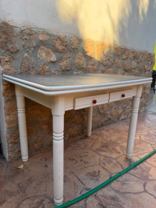 Mesa de cocina extensible madera y piedra