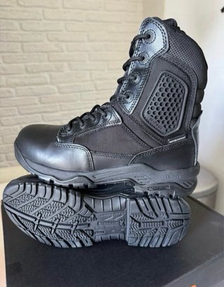 41 Botas Magnum Strike Force policia seguridad