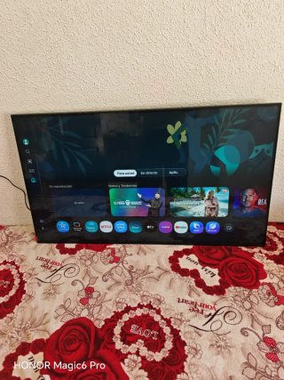 Samsung Smart TV 43 4K sin peana