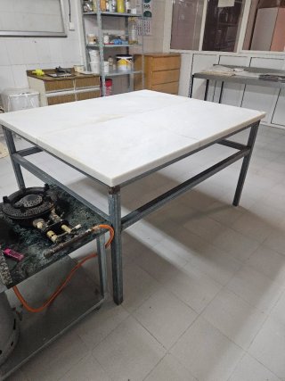 Mesa Obrador Mármol y Acero Galvanizado