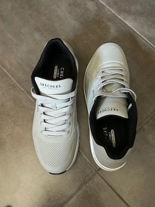 Skechers Uno Stand On Air Gris