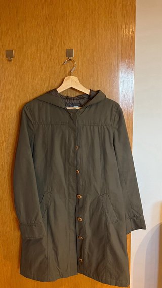 Gabardina mujer verde oliva