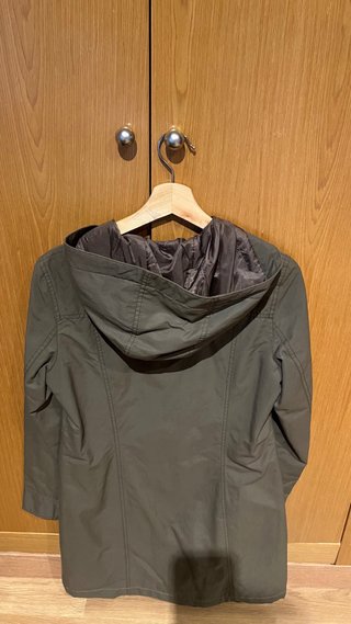 Gabardina mujer verde oliva