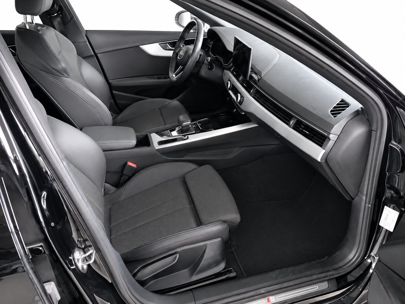 Audi A4 2022, foto 5