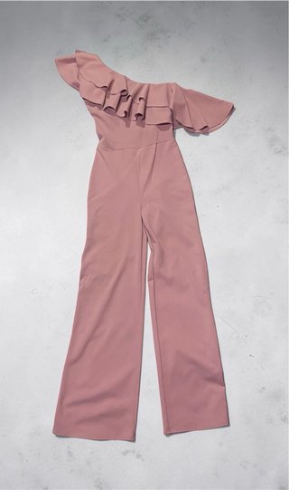 Monos largos y vestidos