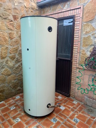 Caldera Policombustible 30 kW + Depósito