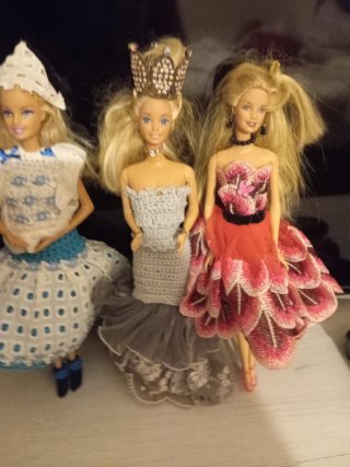 Lotto Barbie Mattel con vestiti fatti a mano