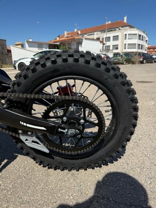 Pit Bike Eléctrica Motocross Negra y Blanca
