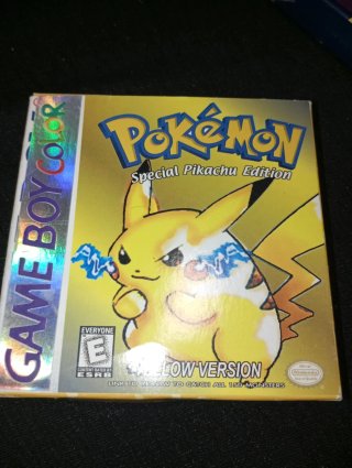 Consola Game Boy Color Morada + Pokémon Amarillo