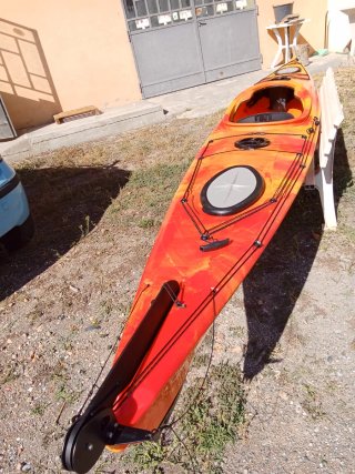 KAYAK DE MAR NUEVO A ESTRENAR TALLA XXXL con TIMÓN