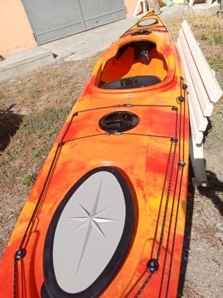 KAYAK DE MAR NUEVO A ESTRENAR TALLA XXXL con TIMÓN