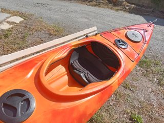 KAYAK DE MAR NUEVO A ESTRENAR TALLA XXXL con TIMÓN