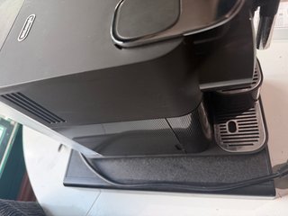 Cafetera DeLonghi Lattissima One + Caja Cápsulas