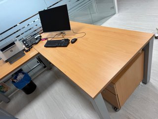 Mesa de oficina madera