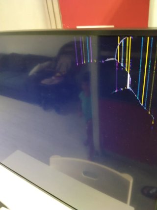 Smart TV Xiaomi 55 con golpe