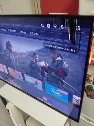 Smart TV Xiaomi 55 con golpe