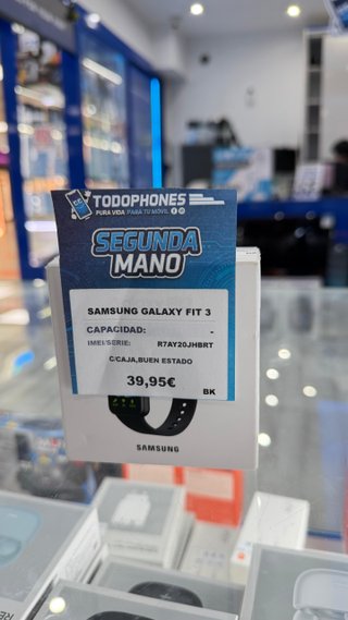 Samsung Galaxy Fit 3 con Caja