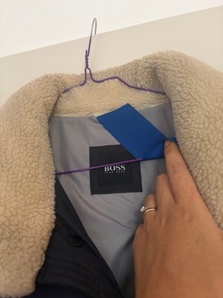 Plumas Hugo Boss Negro y Beige