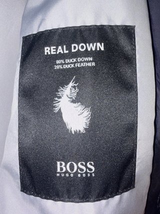 Plumas Hugo Boss Negro y Beige