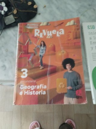 Geografía e Historia, 3 secundaria. Revuela