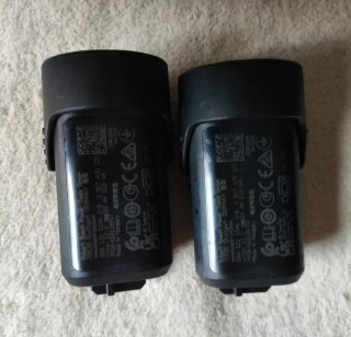 NUEVAS Batería Bosch Professional 12V 2 Ah x 2 Uds
