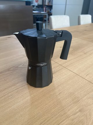 Cafetera italiana Oroley negra