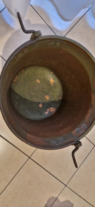 Grande paiolo in rame antico