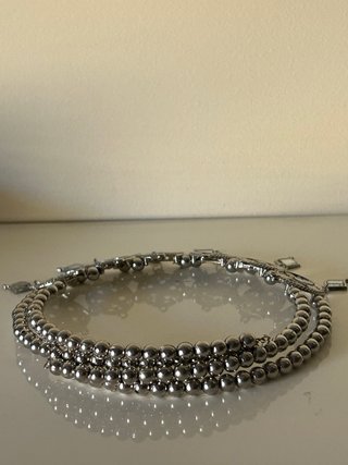 Gargantilla tipo choker plateado con espejitos