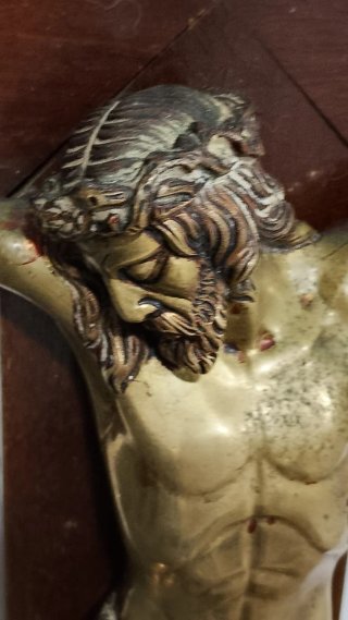 Cruz de madera con Jesús en bronce 84 cm