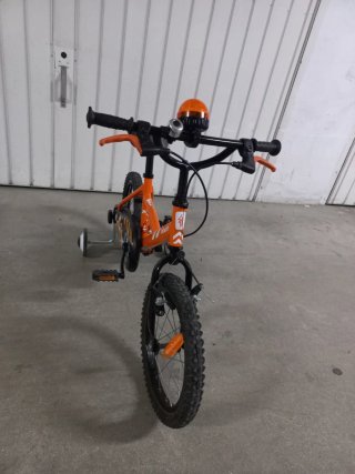 Bicicleta infantil Btwin naranja