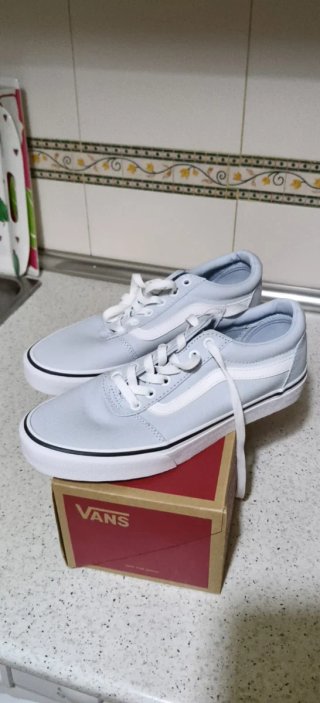 Zapatillas Vans Azul y Blanco