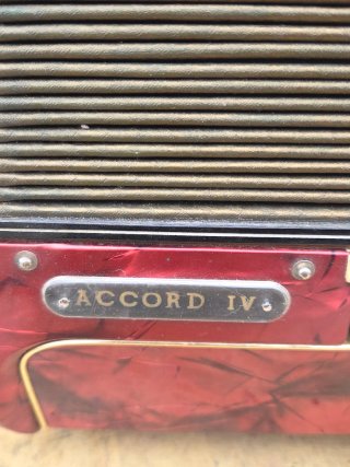 Acordeón Delicia Accord IV Antiguo