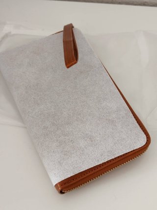Cartera Porta Pasaporte Marrón