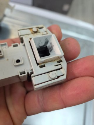 Cierre eléctrico lavadora Balay TS 7010