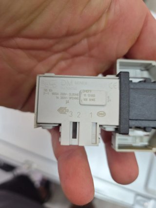 Cierre eléctrico lavadora Balay TS 7010