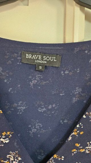 Vestido floral Brave Soul azul