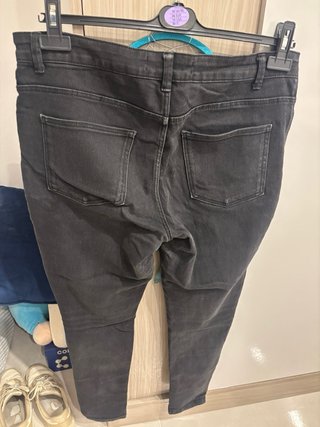 Pantalón vaquero negro skinny