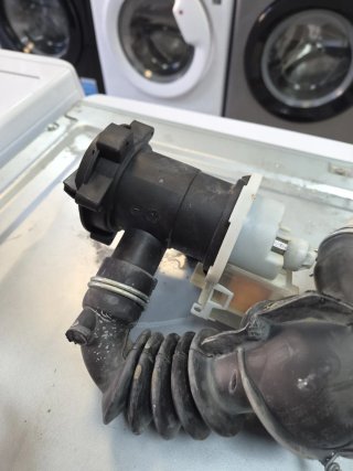 Bomba de desagüe lavadora Balay TS 7010