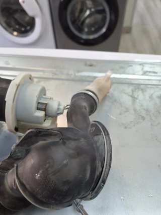 Bomba de desagüe lavadora Balay TS 7010