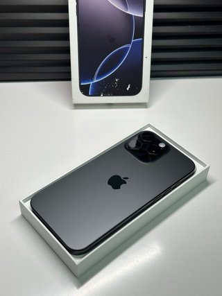 iPhone 16 Pro Max 256GB Space Gray