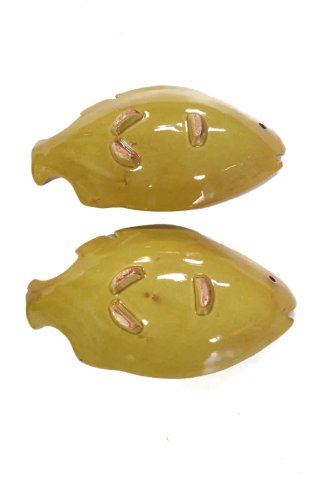 2 Curiosos recipientes antiguos de cerámica peces